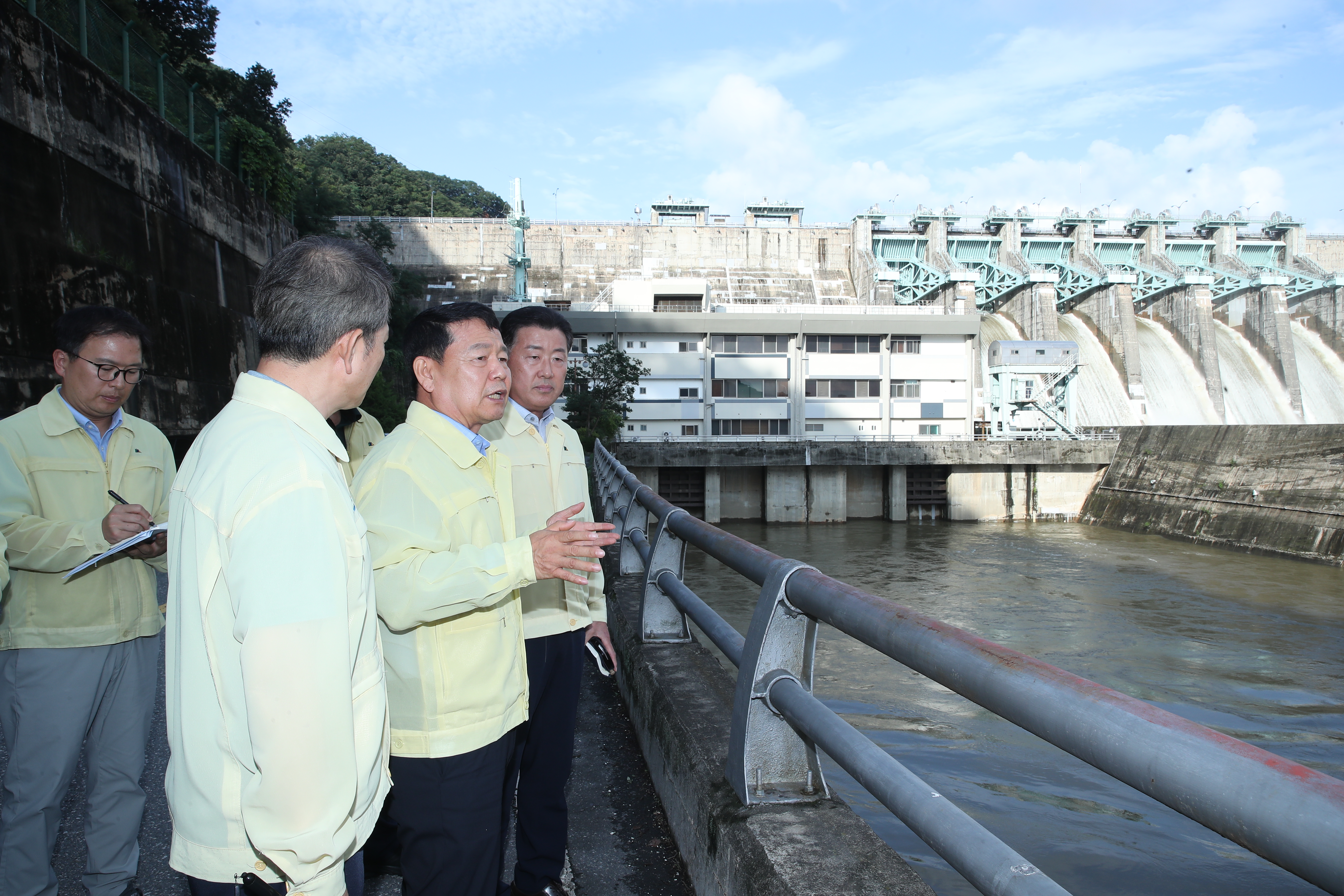 Inspection of Water Management Response Status at Daecheong Dam