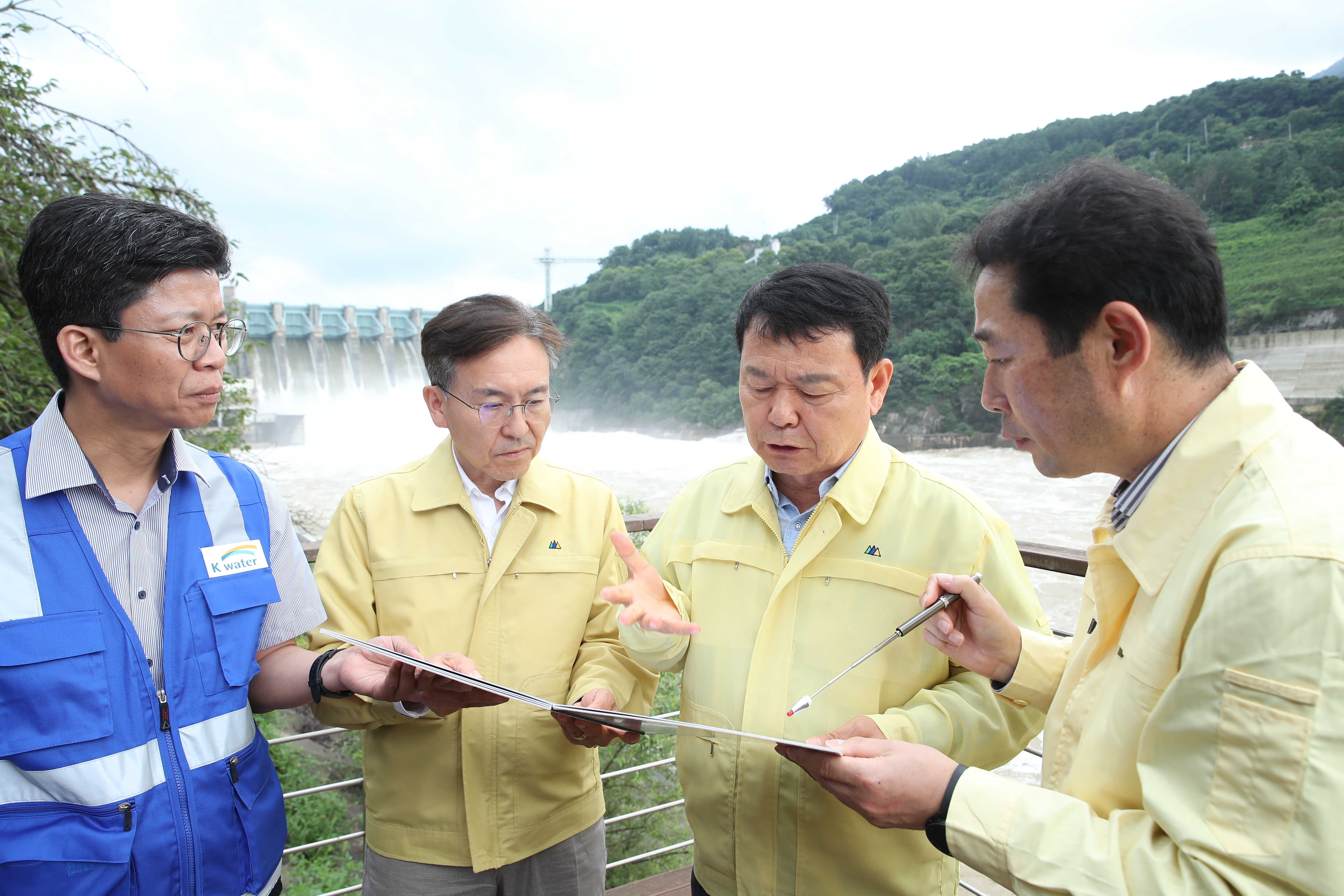 Inspection of Water Management Response Status at Chungju Dam
